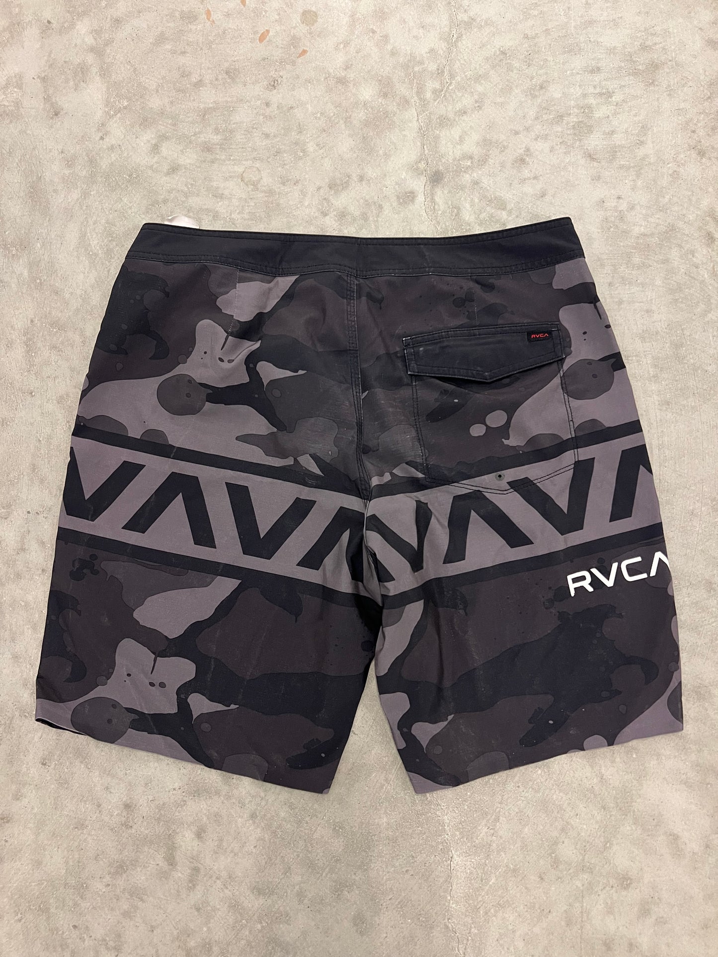 RVCA Boardshorts (34)