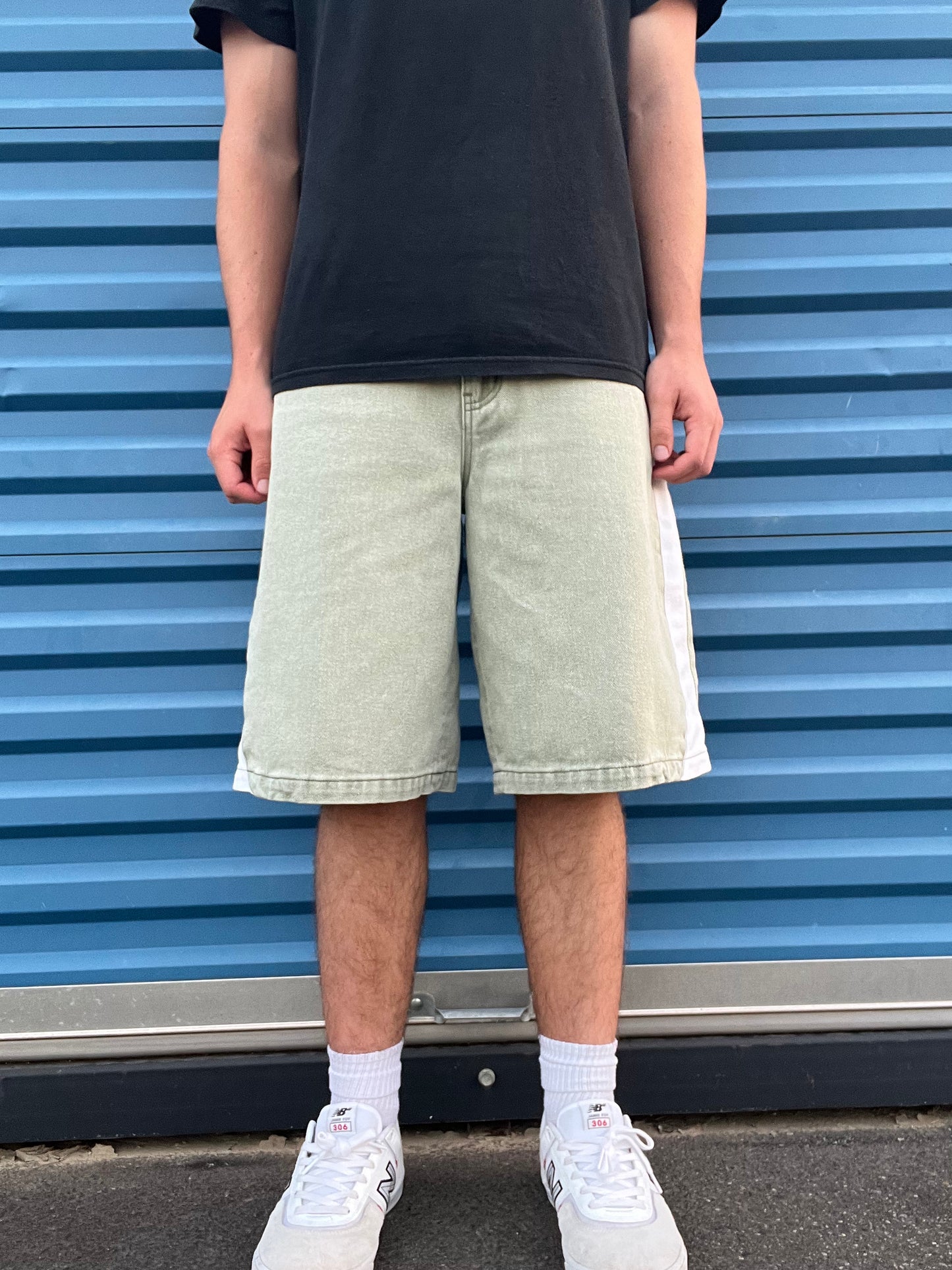 Olive Streamline Jorts