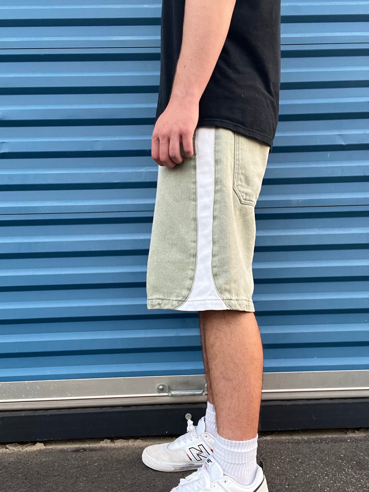 Olive Streamline Jorts