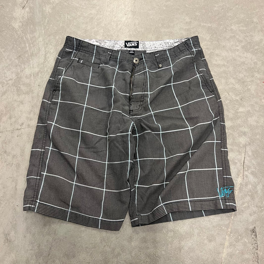 Vans Plaid Shorts (34)