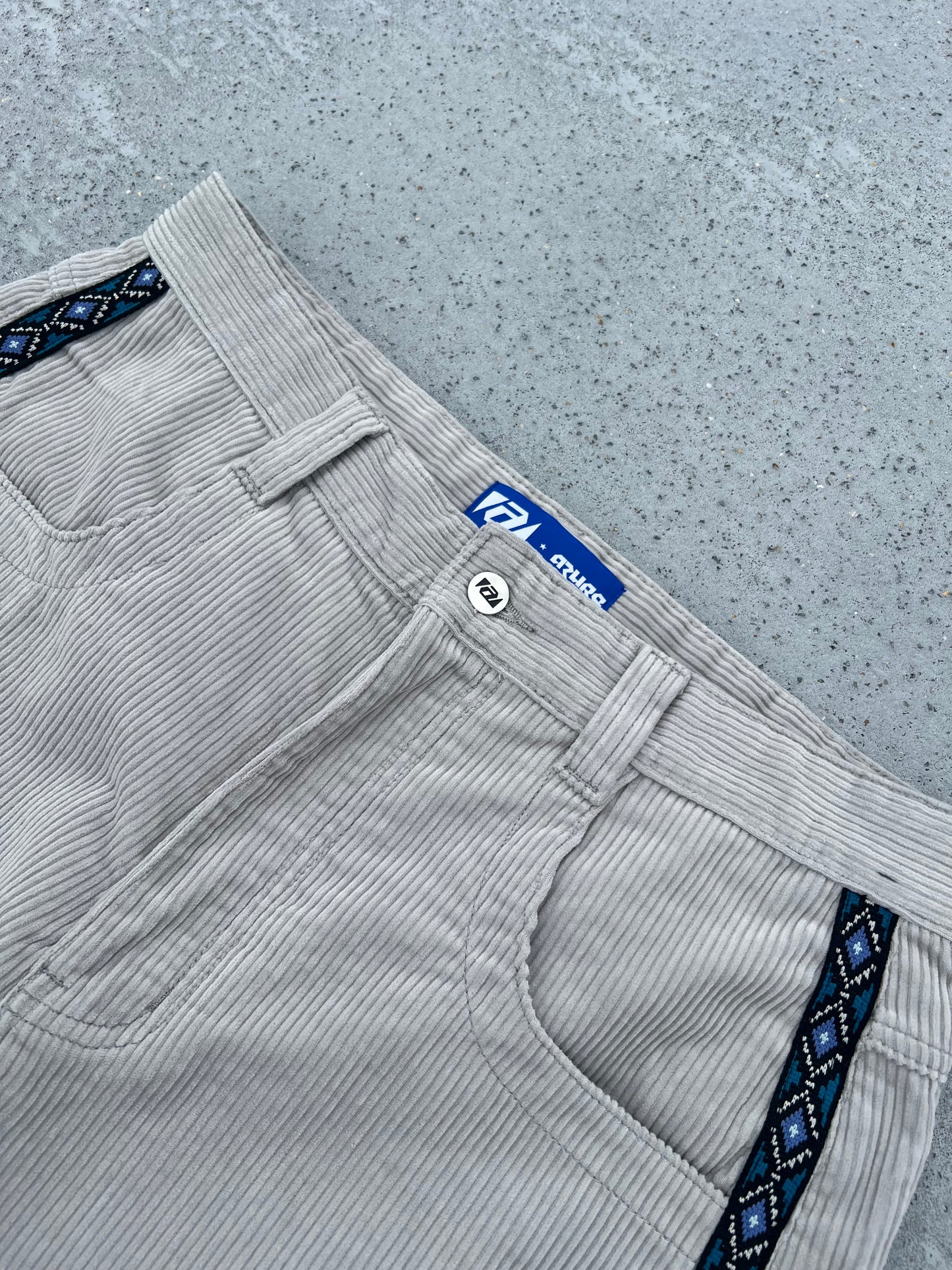 Aztec Corduroy Shorts (Gray/Blue)