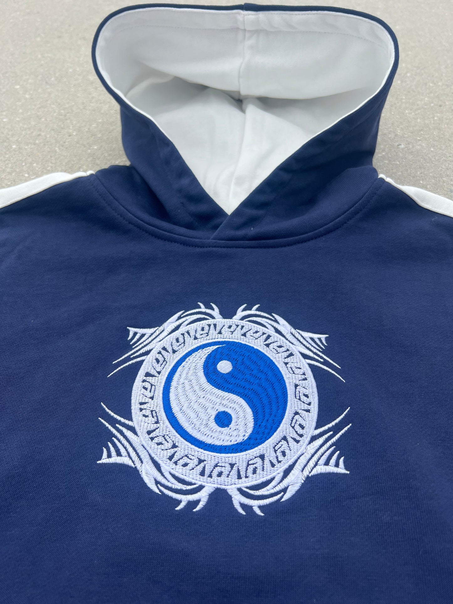 Balance Hoodie (no wash)