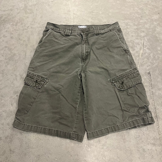 Utility Cargo Shorts (34)